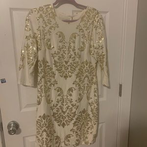 White and gold long sleeve tight dress